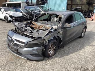 Auto da rottamare Mercedes A-klasse A (W176), Hatchback, 2012 / 2018 1.6 A-180 16V 2013/7