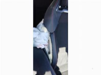 Toyota C-HR C-HR (X2,H2), SUV, 2023 2.0 16V Hybrid 200 picture 29