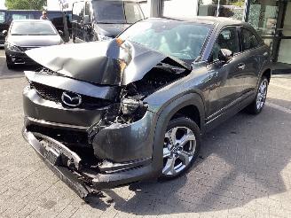 Coche siniestrado Mazda MX-30 e SkyActive145 Comfort 36 KWh 2021/8