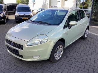 Coche siniestrado Fiat Grande Punto Grande Punto (199), Hatchback, 2005 1.4 2006/8