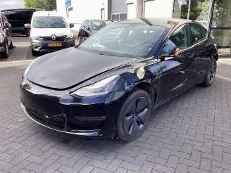 Uttjänta bilar auto Tesla Model 3 Model 3, Sedan, 2017 Standard RWD Plus 60 kWh 2019/6