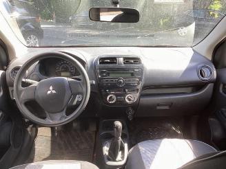 Mitsubishi Space-star Space Star (A0), Hatchback, 2012 1.0 12V picture 9