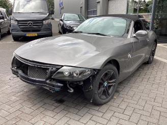 krockskadad bil auto BMW Z4  2004/12