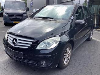 demontáž osobní automobily Mercedes B-klasse B (W245), Hatchback, 2005 / 2011 1.7 B-170 16V 2006/2