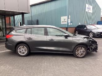 Ford Focus Focus 4 Wagon, Combi, 2018 1.0 Ti-VCT EcoBoost 12V 125 picture 4