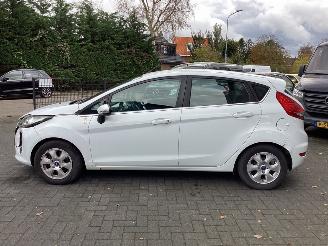 Ford Fiesta 1.6 TDCi Titanium picture 8