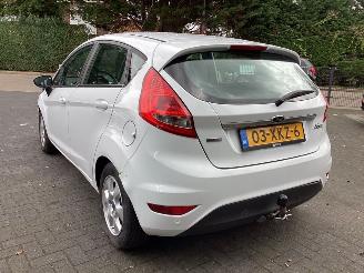 Ford Fiesta 1.6 TDCi Titanium picture 7