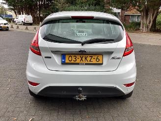 Ford Fiesta 1.6 TDCi Titanium picture 6