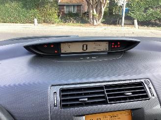 Citroën C4 1.6 VTi Anniversaire picture 11