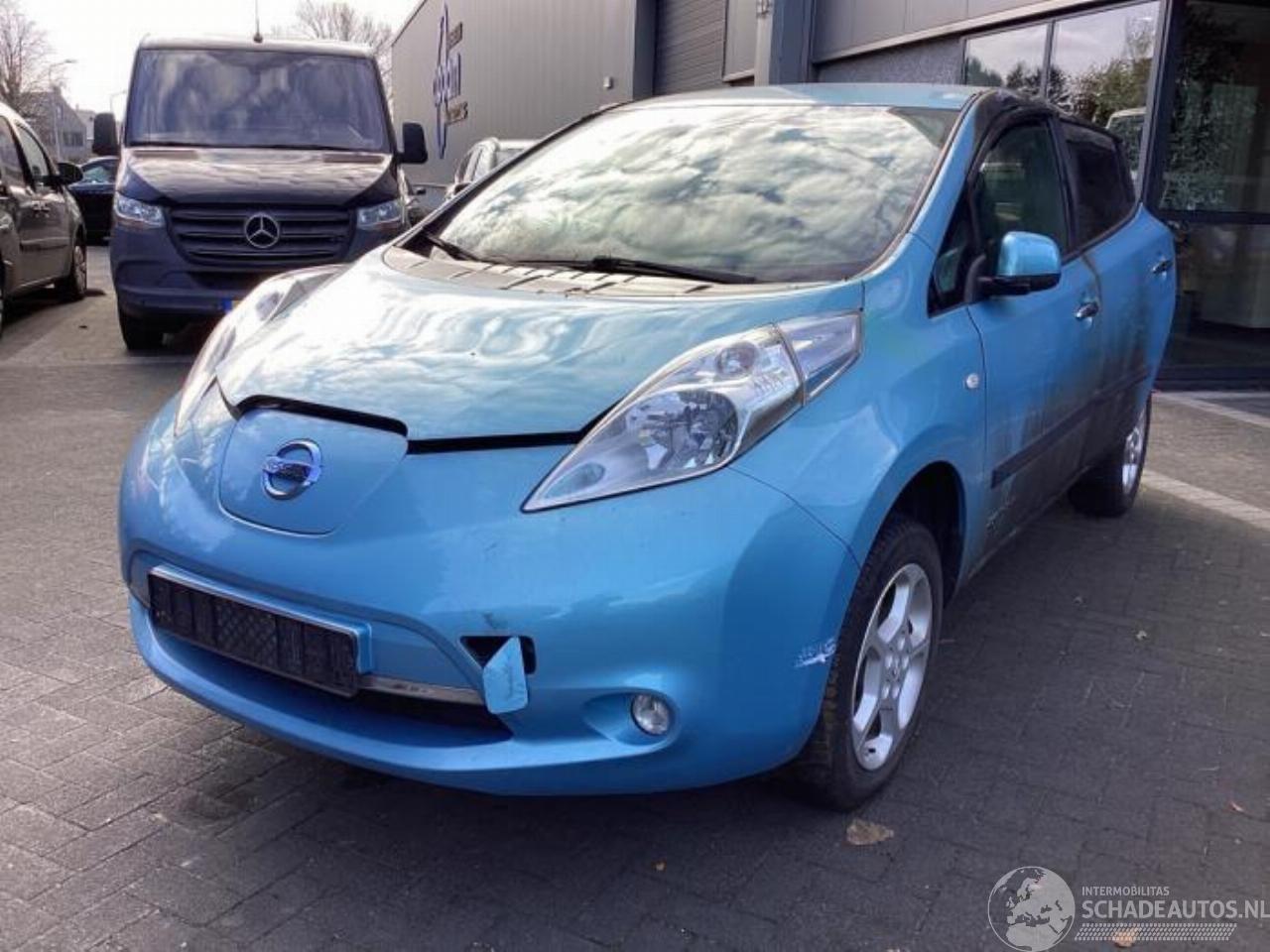 Nissan Leaf Leaf (ZE0), Hatchback, 2010 / 2017 Leaf