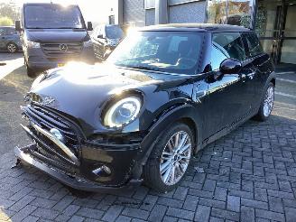 skadebil auto Mini Cooper S 1.5 Chili 2019/1