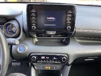 Toyota Yaris Hybrid Dynamic picture 12