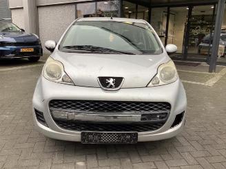 Peugeot 107 107, Hatchback, 2005 / 2014 1.0 12V picture 2