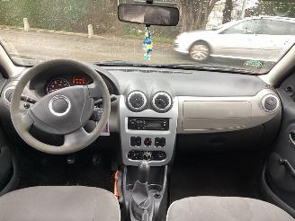 Dacia Sandero  picture 13