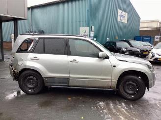 Suzuki Grand-vitara Grand Vitara II (JT), SUV, 2005 2.0 16V picture 4