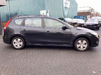 Hyundai I-30  picture 4