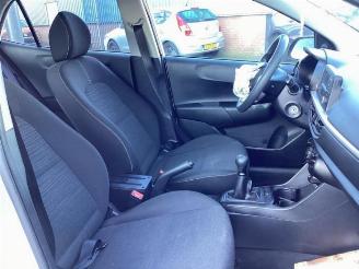 Kia Picanto Picanto (JA), Hatchback, 2017 1.0 12V picture 10