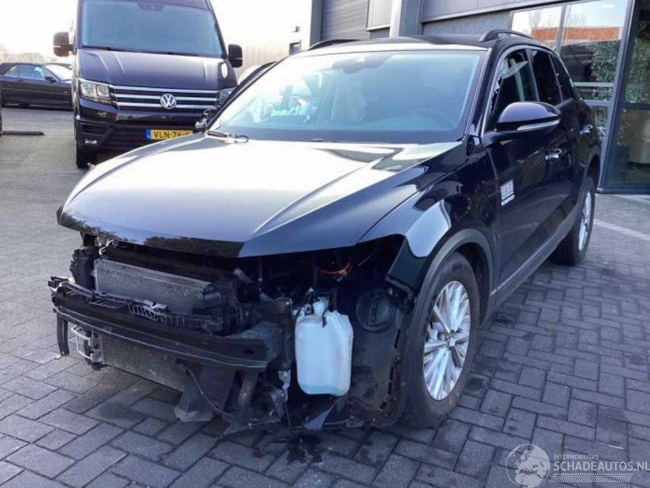 Volkswagen T-Roc T-Roc I, SUV, 2017 1.0 TSI 12V