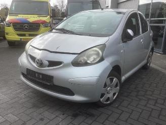 Vrakbiler auto Toyota Aygo Aygo (B10), Hatchback, 2005 / 2014 1.0 12V VVT-i 2008/2