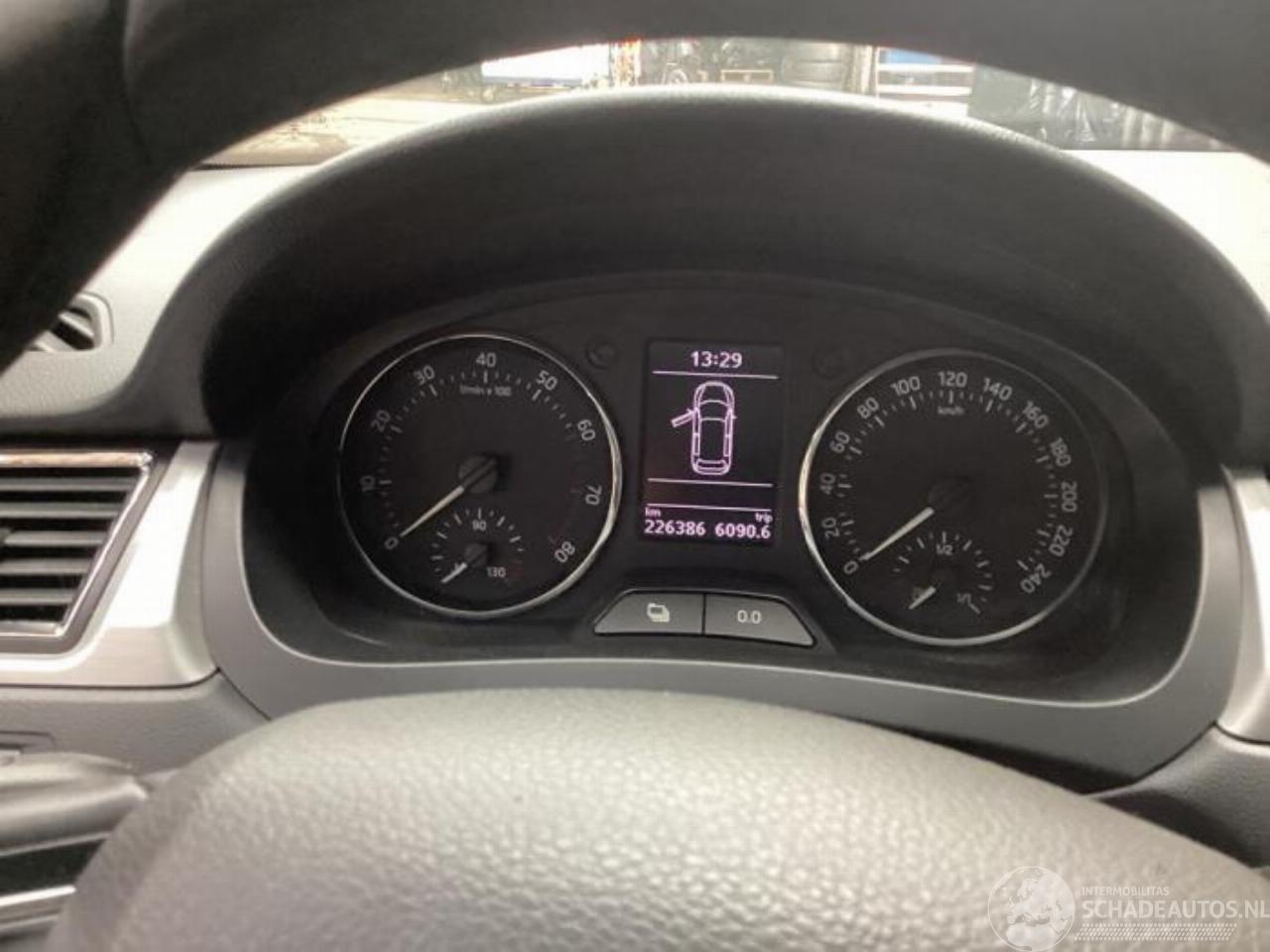 Skoda Rapid Rapid Spaceback, Combi, 2012 / 2019 1.2 TSI