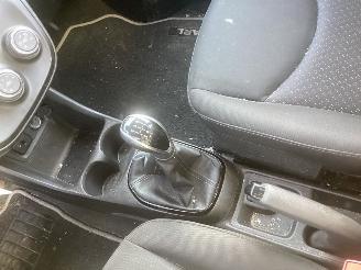 Opel Karl 1.0 12V picture 17