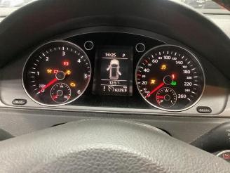 Volkswagen Passat Passat Variant (365), Combi, 2010 / 2015 1.6 TDI 16V Bluemotion picture 11