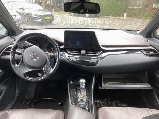 Toyota C-HR C-HR (X1,X5), SUV, 2016 1.8 16V Hybrid picture 9