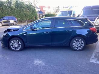 Opel Astra Astra J Sports Tourer (PD8/PE8/PF8), Combi, 2010 / 2015 1.4 Turbo 16V ecoFLEX 120 picture 8