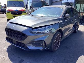 Vrakbiler auto Ford Focus Focus 4 Wagon, Combi, 2018 / 2025 1.0 Ti-VCT EcoBoost 12V 125 2019/9