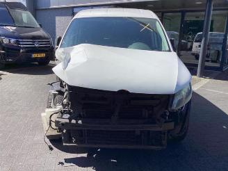 Volkswagen Caddy Caddy III (2KA,2KH,2CA,2CH), Van, 2004 / 2015 1.6 TDI 16V picture 2