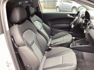 Audi A1 A1 (8X1/8XK), Hatchback 3-drs, 2010 / 2018 1.2 TFSI picture 10