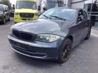 Vrakbiler auto BMW 1-serie 1 serie (E87/87N), Hatchback 5-drs, 2003 / 2012 116i 1.6 16V 2007/8