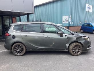 Opel Zafira Zafira Tourer (P12), MPV, 2011 / 2019 1.6 CDTI 16V ecoFLEX 134 picture 4