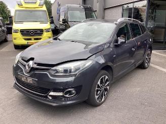 Vrakbiler auto Renault Mégane Megane III Grandtour (KZ), Combi 5-drs, 2008 / 2016 1.2 16V TCE 115 2014/2