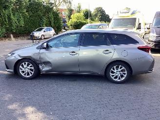 Toyota Auris Touring Sports 1.8 Hybrid Lease picture 8