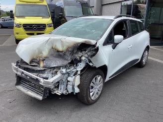  Renault Clio Clio IV Estate/Grandtour (7R), Combi 5-drs, 2012 / 2021 0.9 Energy TCE 75 12V 2019/12