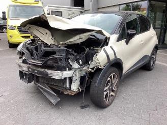  Renault Captur Captur I (2R), SUV, 2013 0.9 Energy TCE 12V 2013/9