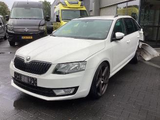 Uttjänta bilar auto Skoda Octavia Octavia Combi (5EAC), Combi 5-drs, 2012 / 2020 1.4 TSI 16V 2014/7