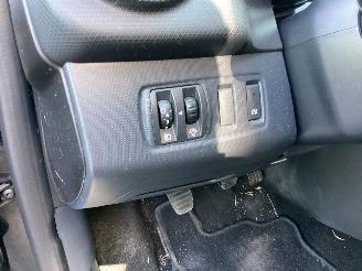 Renault Clio  picture 11