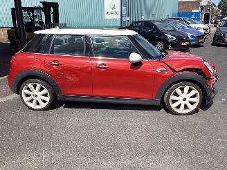 Mini Cooper 1.5 12V picture 4