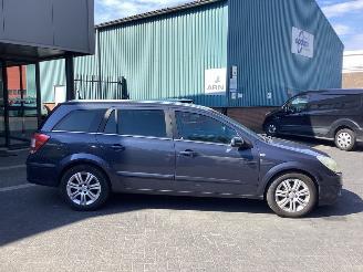 Opel Astra 16 16V picture 4