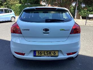 Kia Proceed 1.4 CVVT picture 6