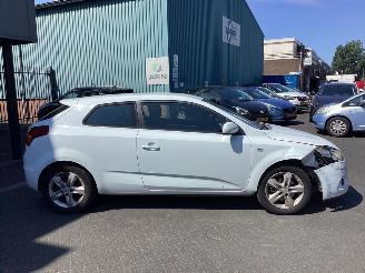 Kia Proceed 1.4 CVVT picture 4
