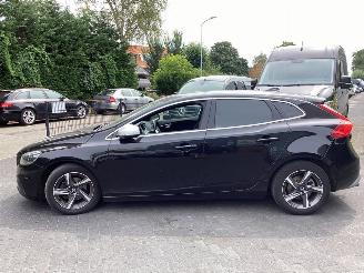 Volvo V-40 2.0 D2 R Design picture 8