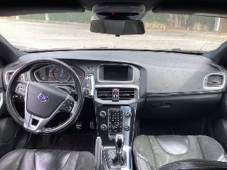 Volvo V-40 2.0 D2 R Design picture 9