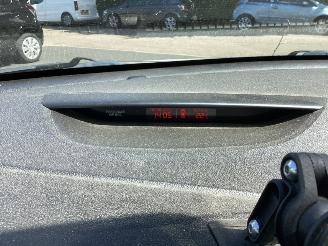 Kia Ceed 16 GDI picture 15