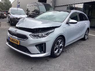 škoda osobní automobily Kia Ceed 1,6 GDI PHEV Exutive line 2021/1
