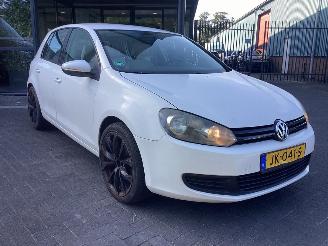 Volkswagen Golf 16 FSI picture 3