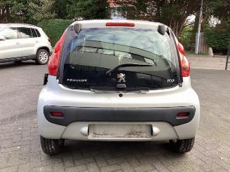 Peugeot 107 107, Hatchback, 2005 / 2014 1.0 12V picture 6