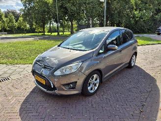 damaged passenger cars Ford C-Max 1.0 Ambiente 2013/6